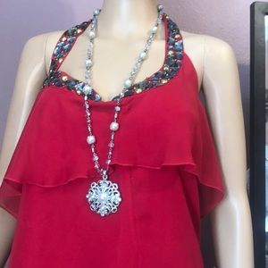 White house black market necklace